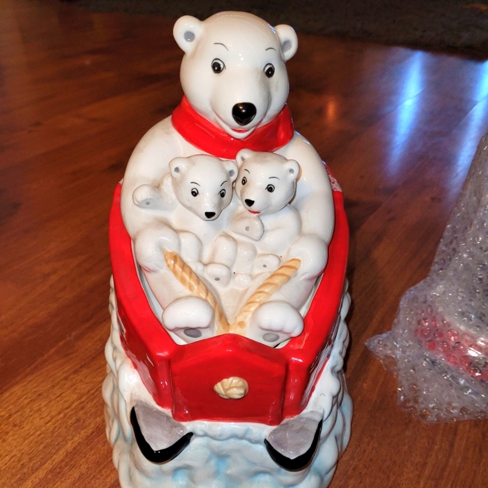 Vintage Coca Cola Gibson Sledding Polar Bear Family Cookie Jar